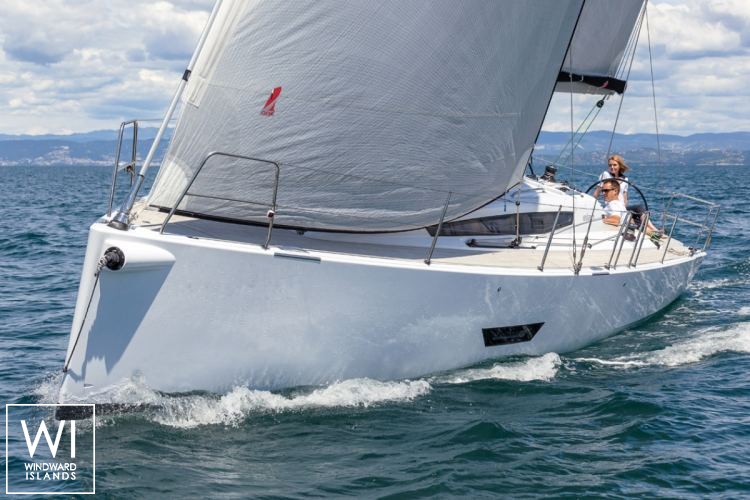 Elan-yachts Elan E5 Exterior 1