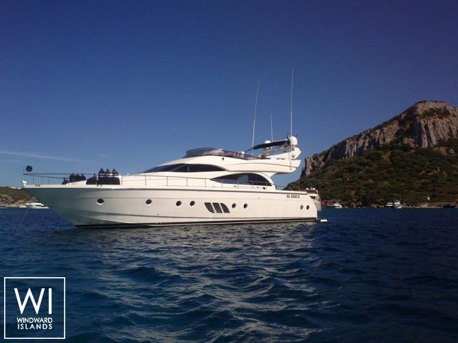 Dominator Dominator 62 Exterior 1