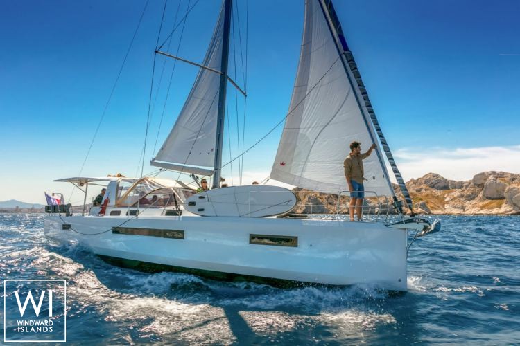 Jeanneau Sunloft 47 Exterior 1