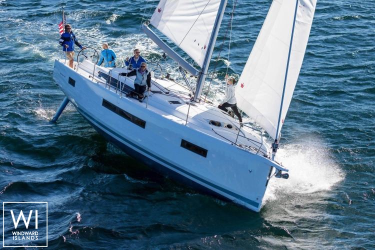 Jeanneau Sunodyssey 490 Exterior 1