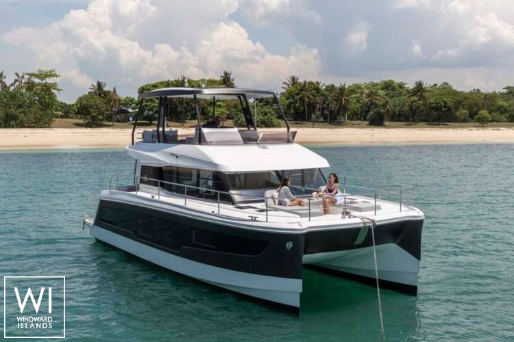 Fountaine-pajot My 40 Exterior 1