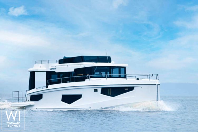 Cobra Seamaster 45 Exterior 1