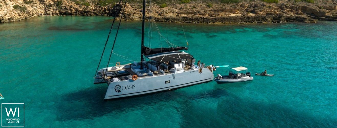 Custom Catamaran 60 Exterior 1