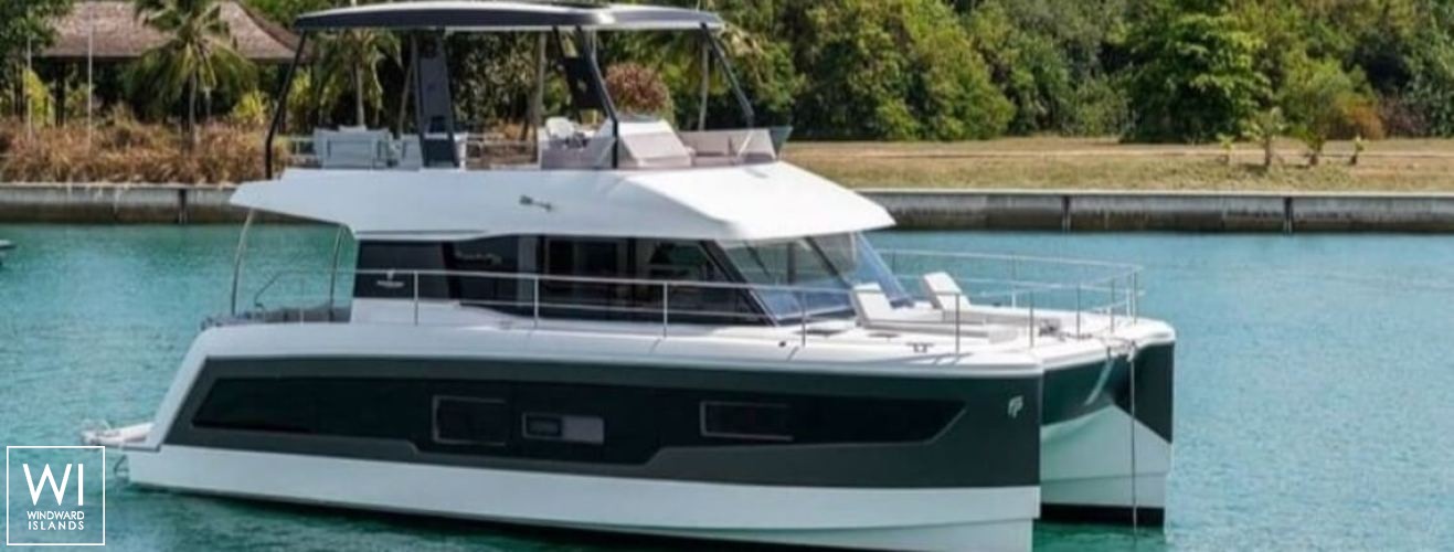 Fountaine-pajot My 5 Exterior 1
