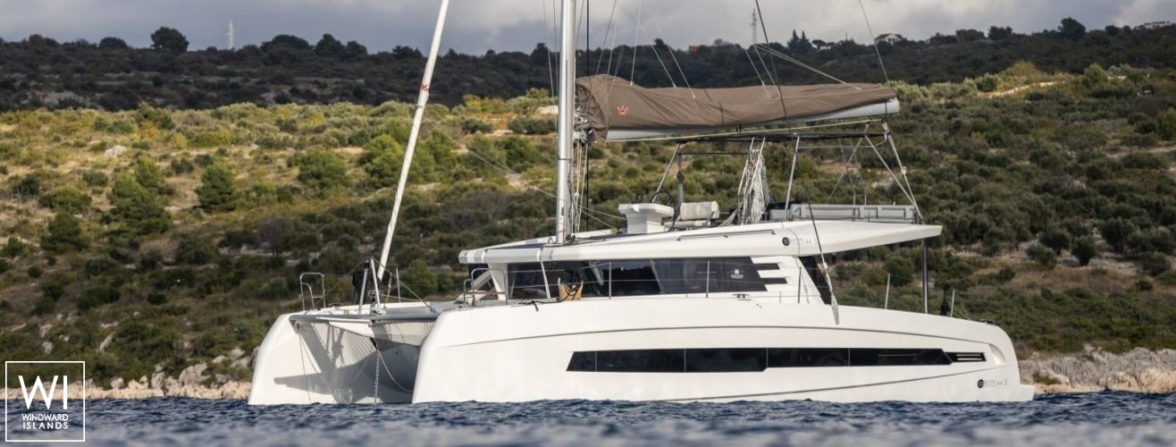 Cervetti Catamaran 44 Exterior 1