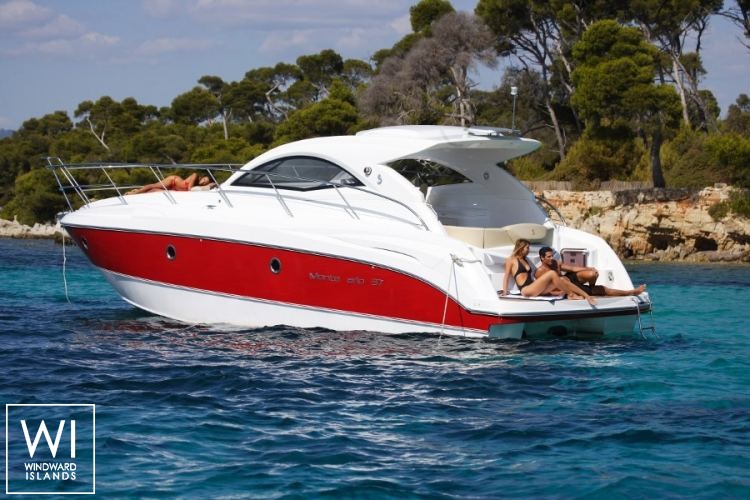 Beneteau Montecarlo 37 Exterior 1