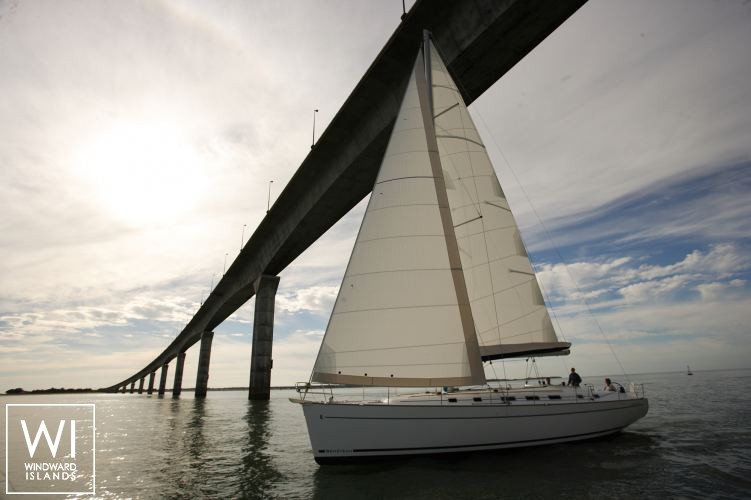 Beneteau Cyclades 50 Exterior 1